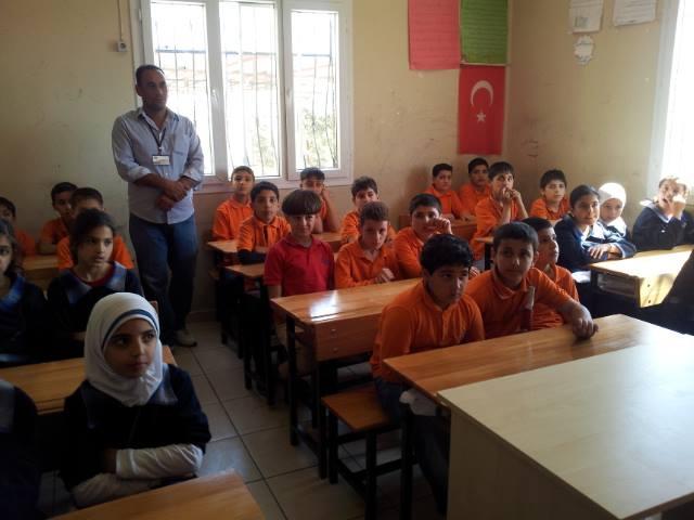 HATAYDA SURİYELİ ÇOCUKLAR İÇİN 3. OKULUMUZUN AÇILIŞI YAPILDI-13