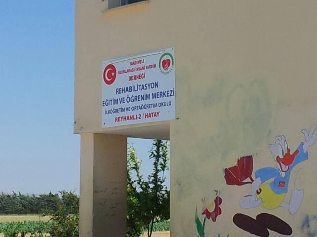 HATAYDA SURİYELİ ÇOCUKLAR İÇİN 3. OKULUMUZUN AÇILIŞI YAPILDI-16