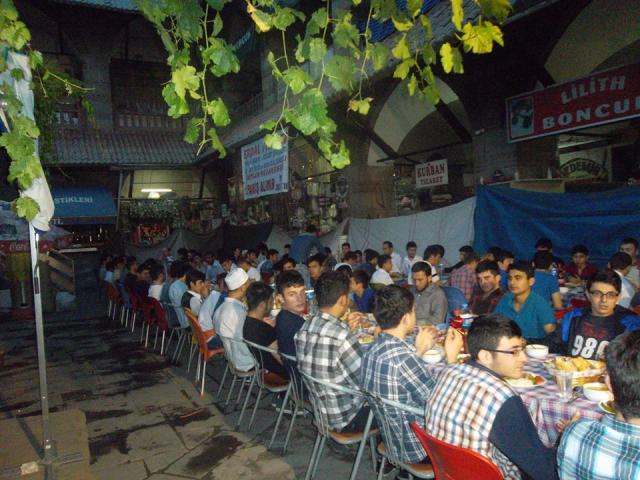 110 Kuran Kursu Talebesine İftar Verdik-10