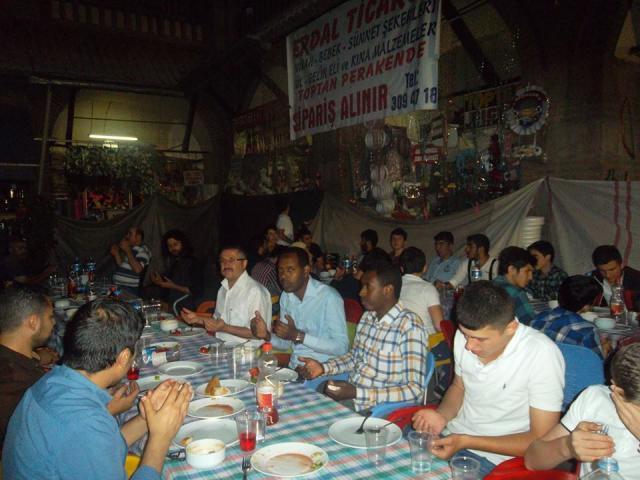 110 Kuran Kursu Talebesine İftar Verdik-11