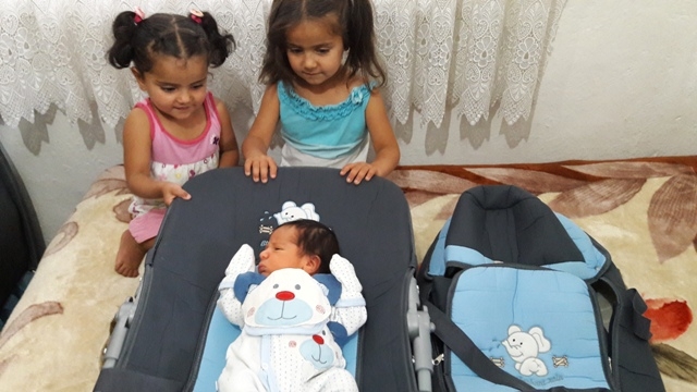 İHTİYAÇ SAHİBİ KARDEŞLERİMİZE BEŞİK, PUSET VE ANA KUCAĞI HEDİYE EDİLDİ.-18