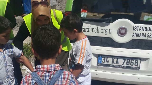 RAMAZAN KOLİLERİ DAĞITIMI DEVAM EDİYOR.-4