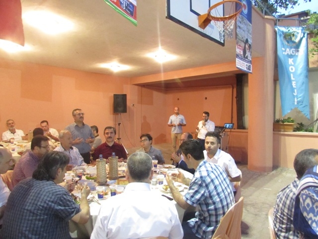 ÖZEL ÇAĞRI KOLEJİNDE 250 KİŞİYE İFTAR VERİLDİ.-10