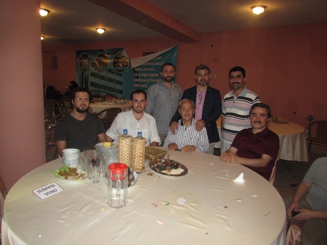 ÖZEL ÇAĞRI KOLEJİNDE 250 KİŞİYE İFTAR VERİLDİ.-19