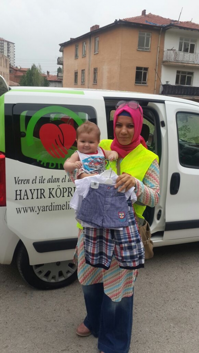 SİTELER ÖNDER DE YETİM ÇOCUKLAR GİYDİRİLDİ.-6