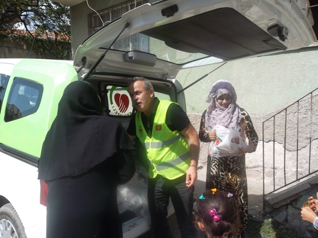 ANKARADA VACİP KURBANLAR KESİLDİ.-8