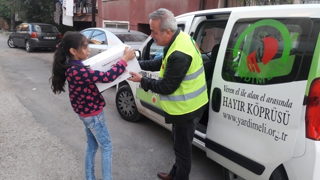 İHTİYAÇ SAHİBİ AİLELERE HİJYEN SETİ DAĞITILDI-6