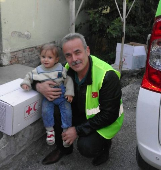 İHTİYAÇ SAHİBİ AİLELERE HİJYEN SETİ DAĞITILDI-7