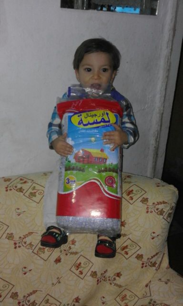 İHTİYAÇ SAHİBİ AİLELERE ÇOCUK BEZİ DAĞITILDI.-15