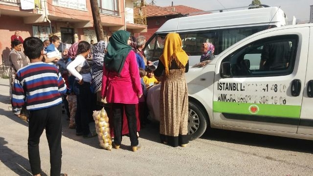 İHTİYAÇ SAHİBİ AİLELERE PATATES DAĞITILDI.-9