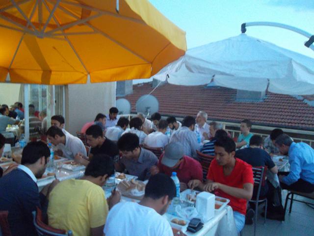 KARDEŞLİK İFTARI DÜZENLEDİK-16