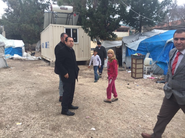 YÖN.KUR.ÜYEMİZ CİHAN SOYALP MÜLTECİ KAMPINI ZİYARET ETTİLER.-4
