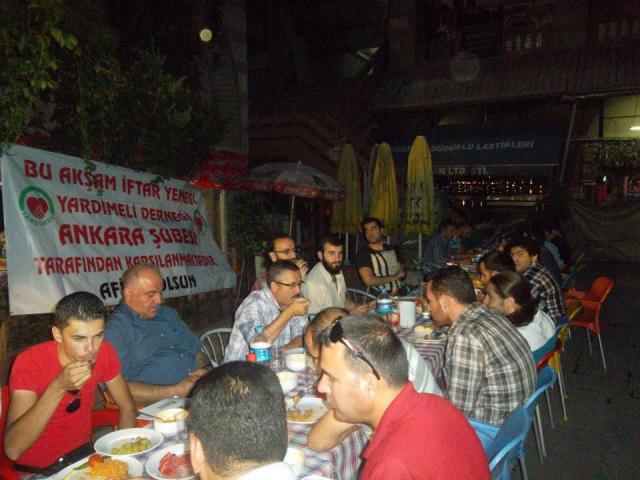 200 Yerli ve Yabancı uyruklu öğrenci kardeşlerimize iftar düzenledik.-10
