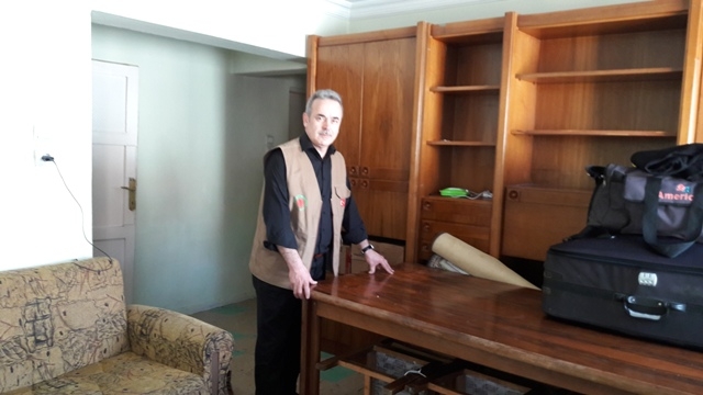 AFGANLI YENİ GELEN AİLENİN EŞYALARINI ALDIK-13