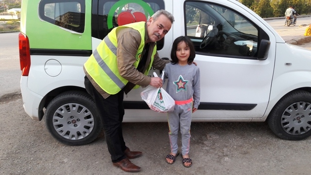 ADAK KURBANLARI İHTİYAÇ SAHİBİ AİLELERE DAĞITILDI.-6