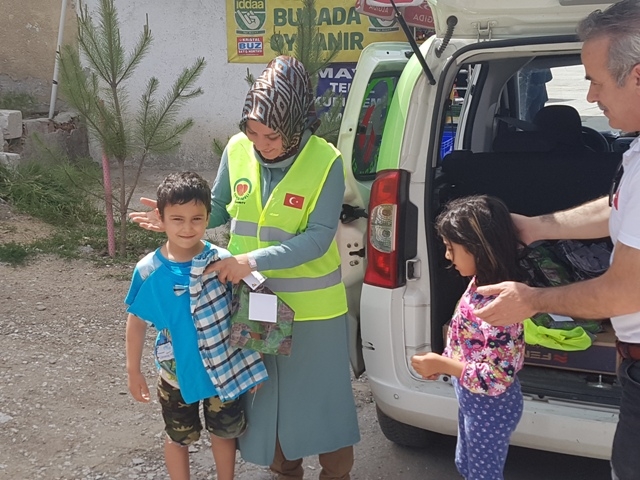 55 MÜLTECİ KARDEŞİMİZ GİYDİRİLDİ.-9