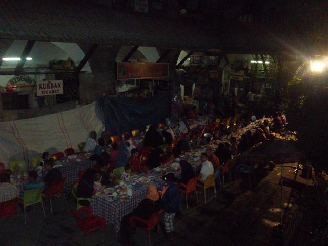 Ankaraya Hicret Etmiş 150 Somalili Mühacir Kardeşimize İftar Verdik-3