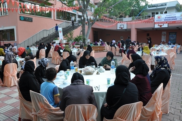 “ÜMMET SOFRASI KARDEŞLİK İFTARIMIZI” YAPTIK-1