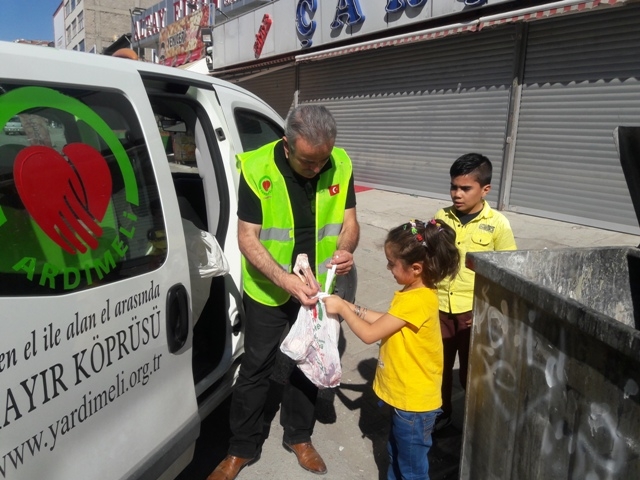 KURBANLARIMIZLA KARDEŞLERİMİZE GİTTİK-12