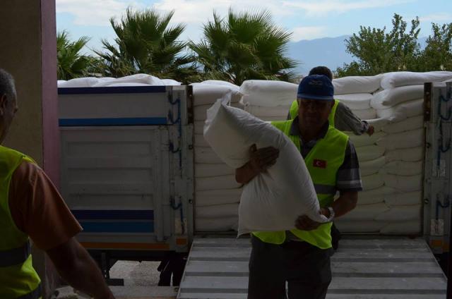 Ankaradan Suriyeli Muhtaç Kardeşlerimize 5 Tır Un Gönderildi.-13