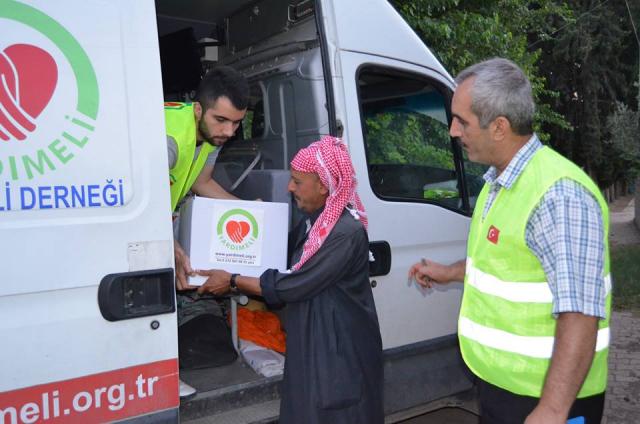 Ankaradan Suriyeli Muhtaç Kardeşlerimize 5 Tır Un Gönderildi.-16