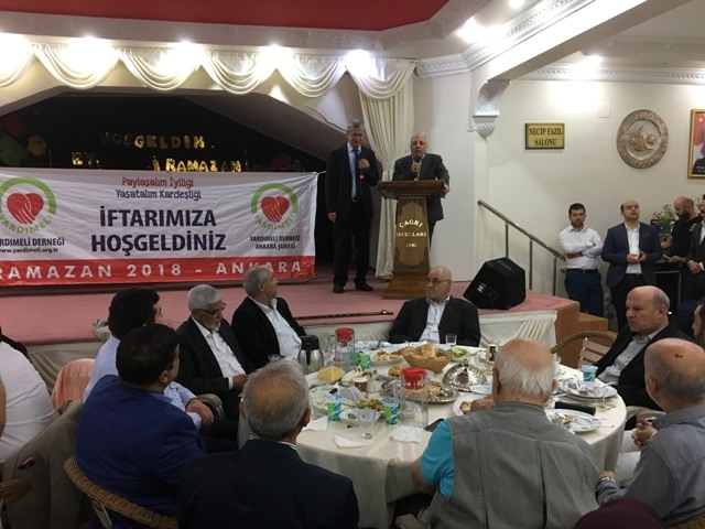 SURİYELİ AİLELERE ÇAĞRI KOLEJİNDE İFTAR VERİLDİ.-1