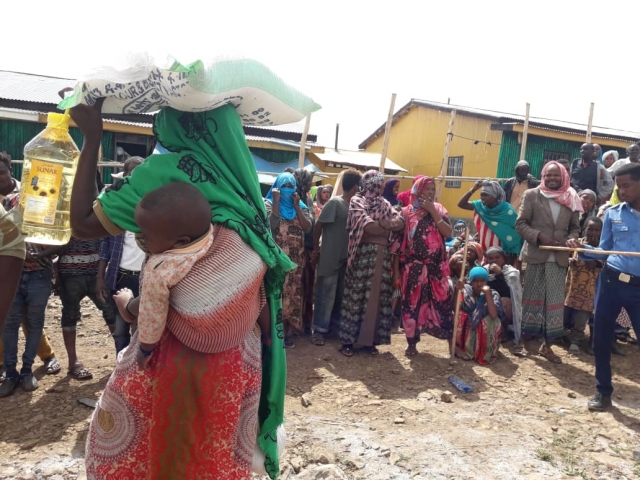 ETİYOPYANIN HARAR BÖLGESİN DE 2000 AİLEYE GIDA YARDIMINDA BULUNULDU.-6