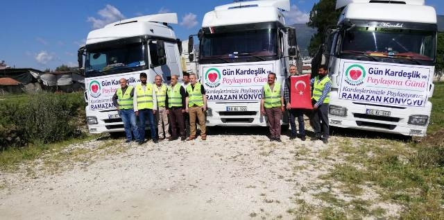 HATAY TEMSİLCİLİĞİMİZE 3 TIR UN GÖNDERİLDİ-2