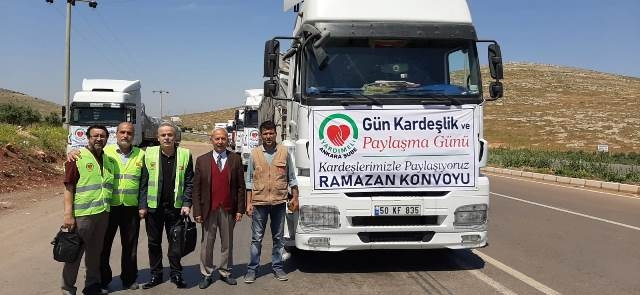 İDLİBE 7 TIR UN GÖNDERDİK-6