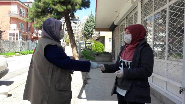 İHTİYAÇ SAHİPLERİNE ALIŞVERİŞ KARTI DAĞITILDI-13