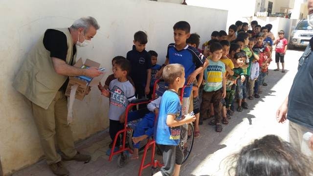 İDLİBE 1 TIR UN GÖTÜRDÜK. ZİYARETTE BULUNDUK-11