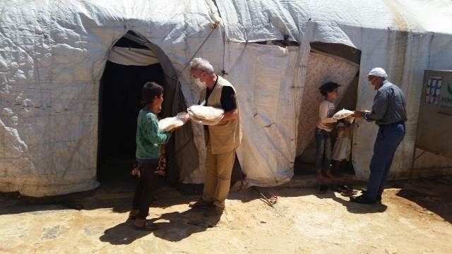 İDLİBE 1 TIR UN GÖTÜRDÜK. ZİYARETTE BULUNDUK-3