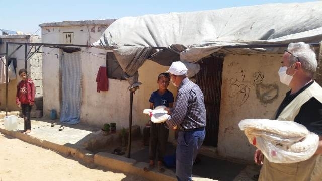 İDLİBE 1 TIR UN GÖTÜRDÜK. ZİYARETTE BULUNDUK-7