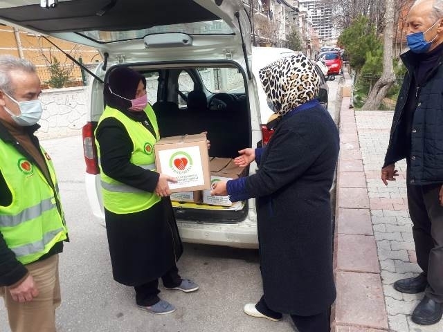 GIDA KOLİLERİN DAĞITIMINA RAMAZAN ÖNCESİ BAŞLANDI.-1