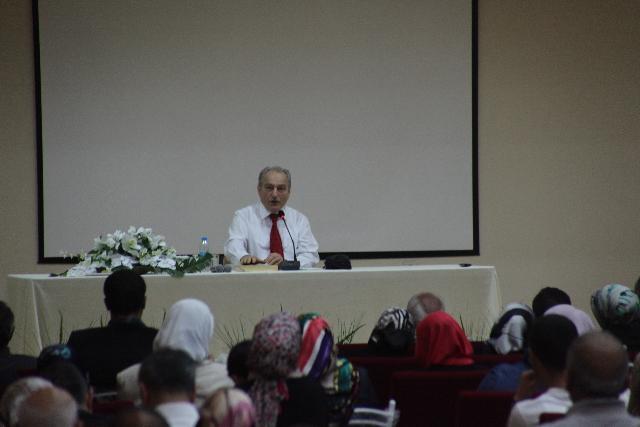 KONFERANS - Kuranı Anlamak ve Yaşamak - Prof. Dr. Bayraktar Bayraklı-15