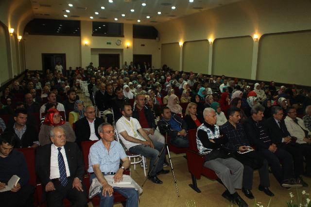 KONFERANS - Kuranı Anlamak ve Yaşamak - Prof. Dr. Bayraktar Bayraklı-17