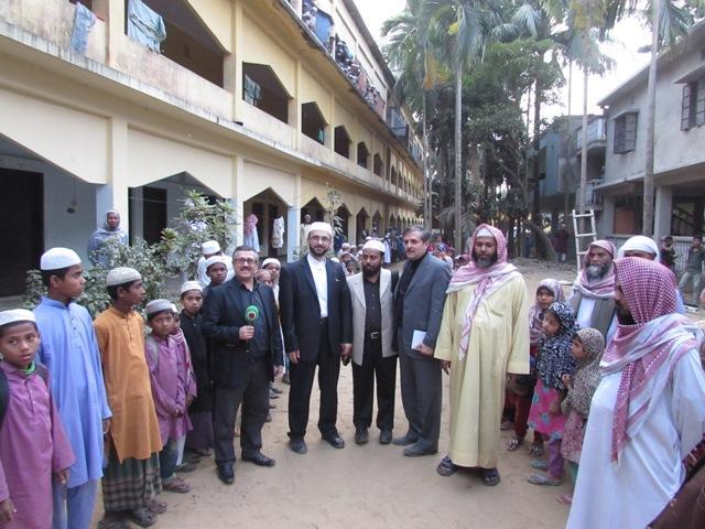 BANGLADEŞ DE DARUL HİKME KÜLLİYEMİZİN TEMELLERİ ATILDI-14