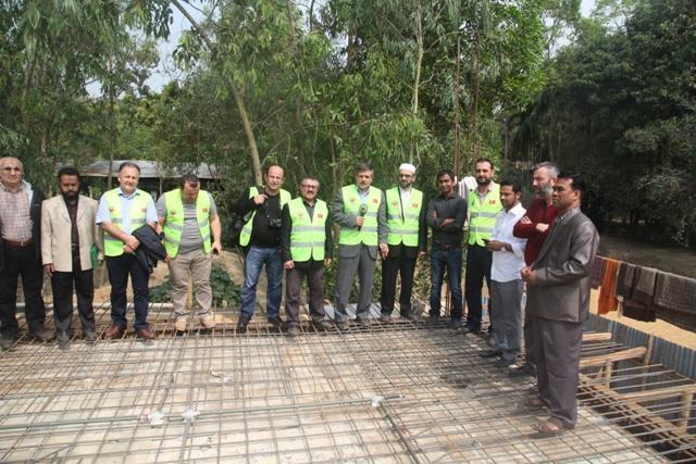 BANGLADEŞ DE DARUL HİKME KÜLLİYEMİZİN TEMELLERİ ATILDI-2
