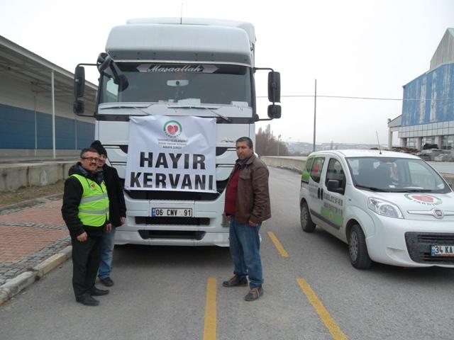 KİLİS’TEKİ SURİYELİ KARDEŞLERİMİZE 200 YATAK GÖNDERDİK.-20