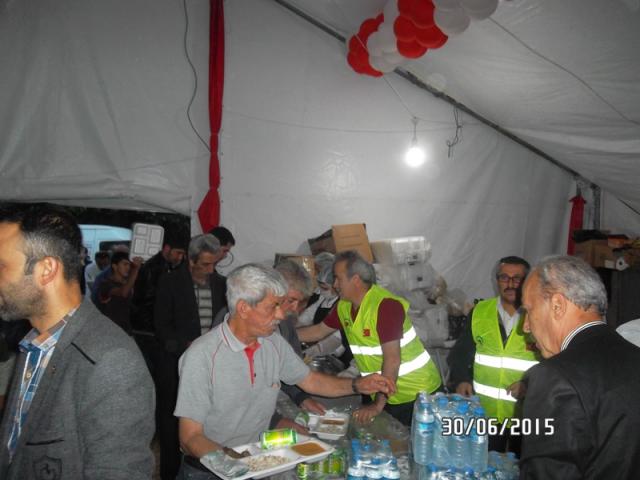 VEREN EL İLE ALAN EL ARASINDA HAYIR KÖPRÜSÜ OLDUK..-14