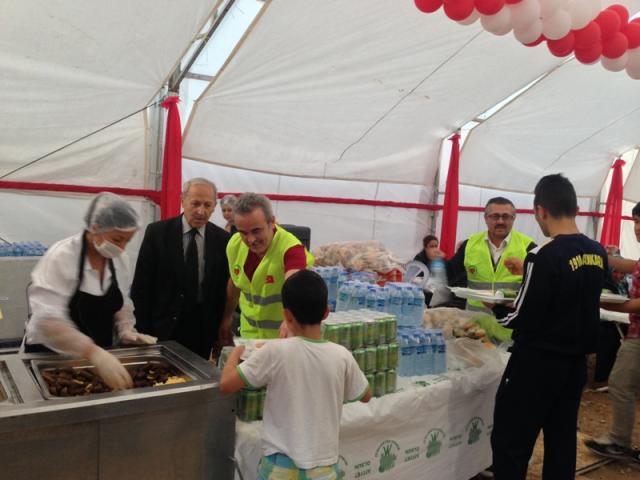 VEREN EL İLE ALAN EL ARASINDA HAYIR KÖPRÜSÜ OLDUK..-3