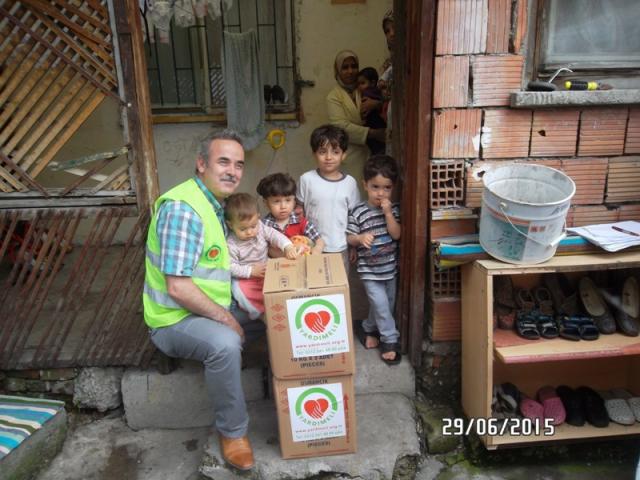 RAMAZAN KOLİLERİ DAĞITIMI SÜRÜYOR..-3