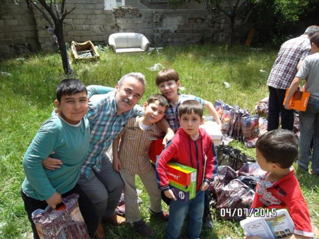 200 YETİM ÇOCUĞU GİYDİRDİK.-11