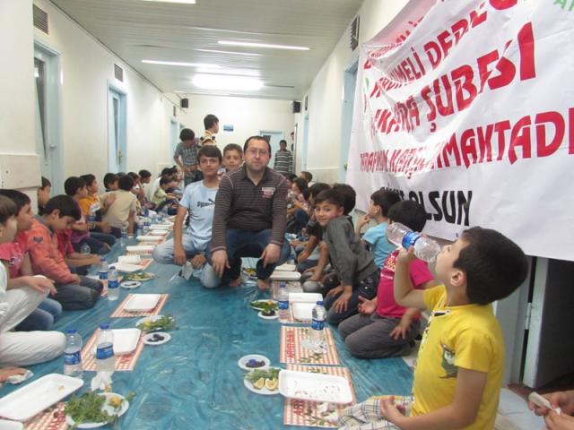 200 YETİM ÇOCUĞA  İFTAR VERİLDİ.-11