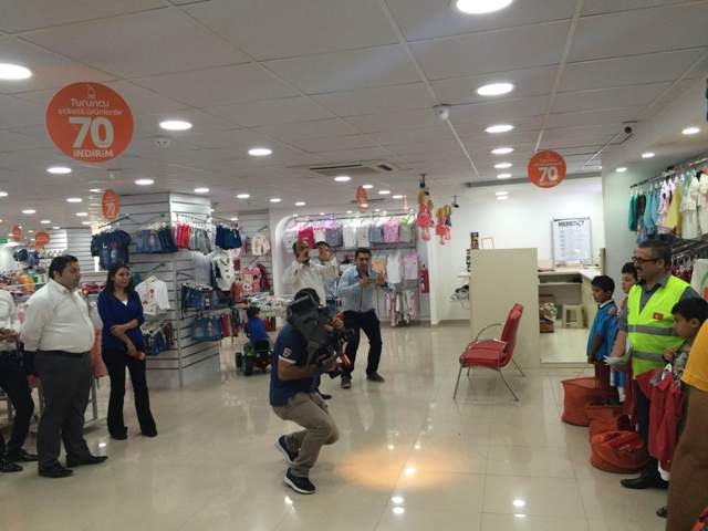 İHTİYAÇ SAHİBİ 15  ÇOCUĞU GİYDİRDİK.-13