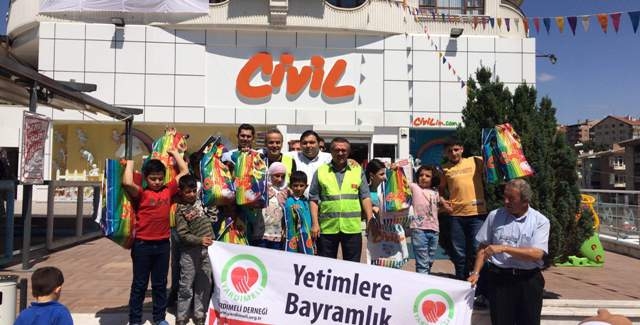 İHTİYAÇ SAHİBİ 15  ÇOCUĞU GİYDİRDİK.-20