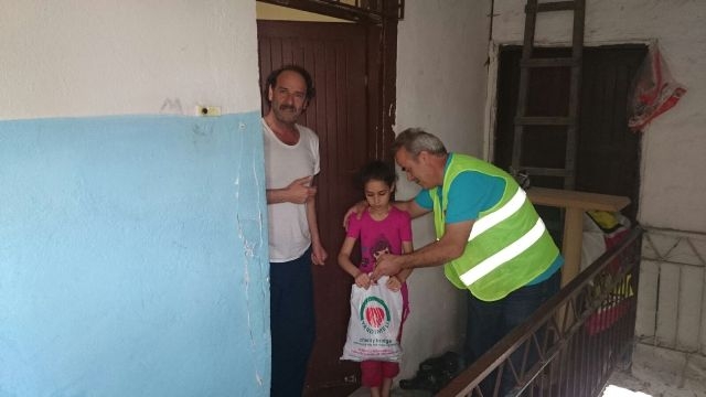 ADAK KURBANLARI KESİMİ DEVAM EDİYOR-10