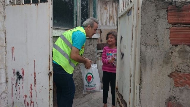 ADAK KURBANLARI KESİMİ DEVAM EDİYOR-11