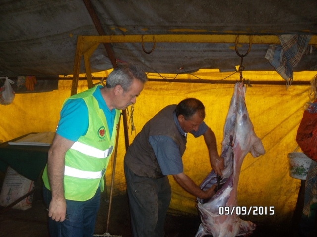 ADAK KURBANLARI KESİMİ DEVAM EDİYOR-5