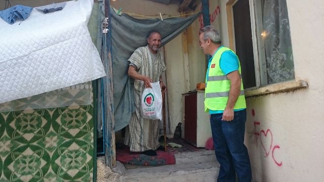 ADAK KURBANLARI KESİMİ DEVAM EDİYOR-9